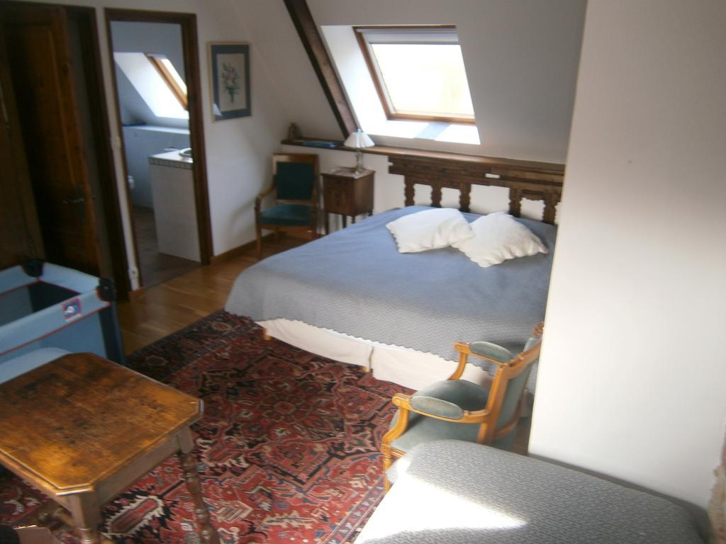 Les Chaumieres De Kerimel Bed & Breakfast Ploemel Room photo